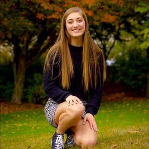 Meet your Posher, Lauren